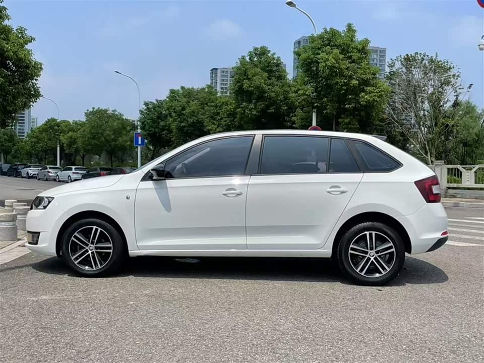 Skoda Xindong