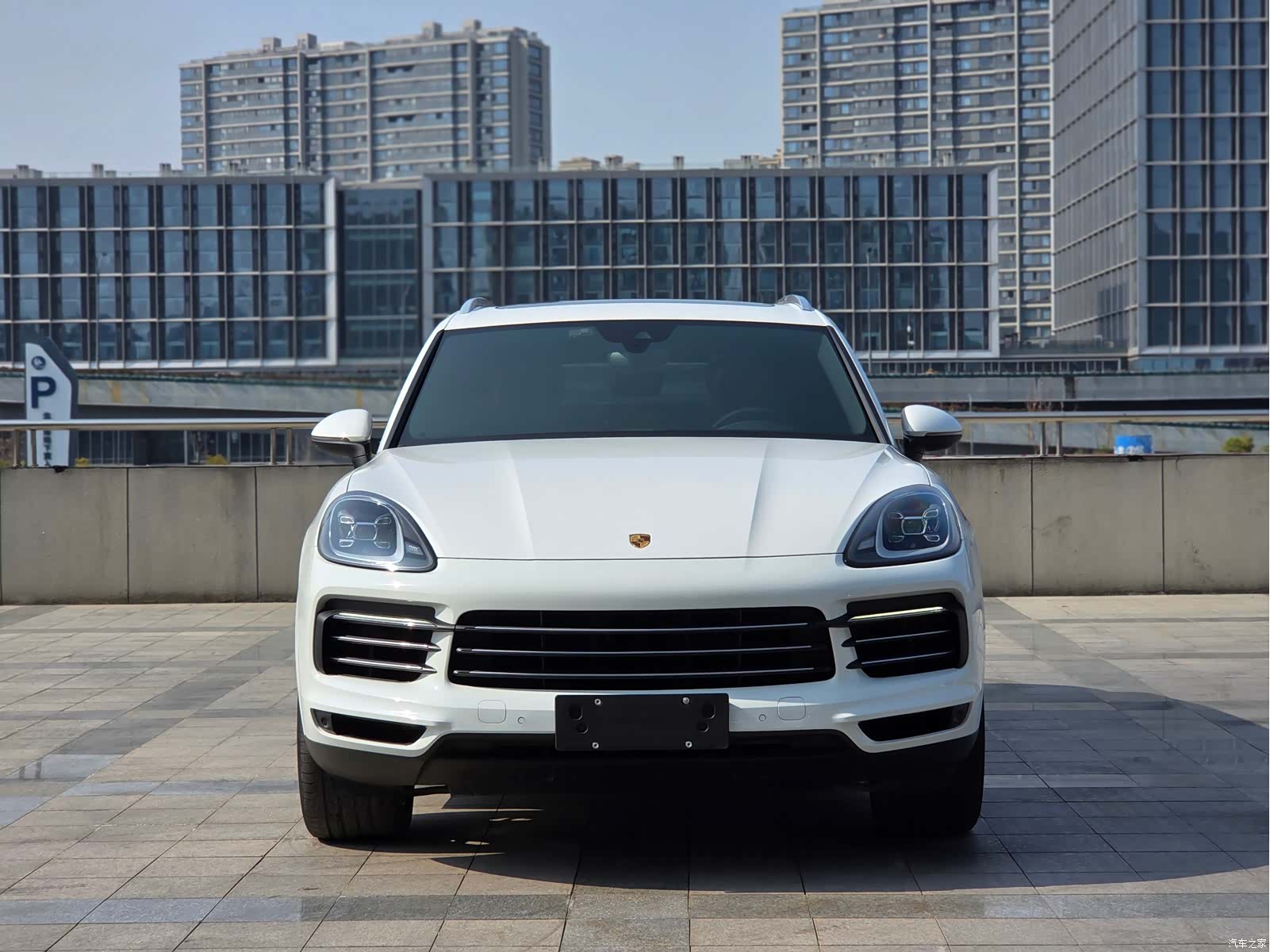 Porsche Cayenne, 2022 2