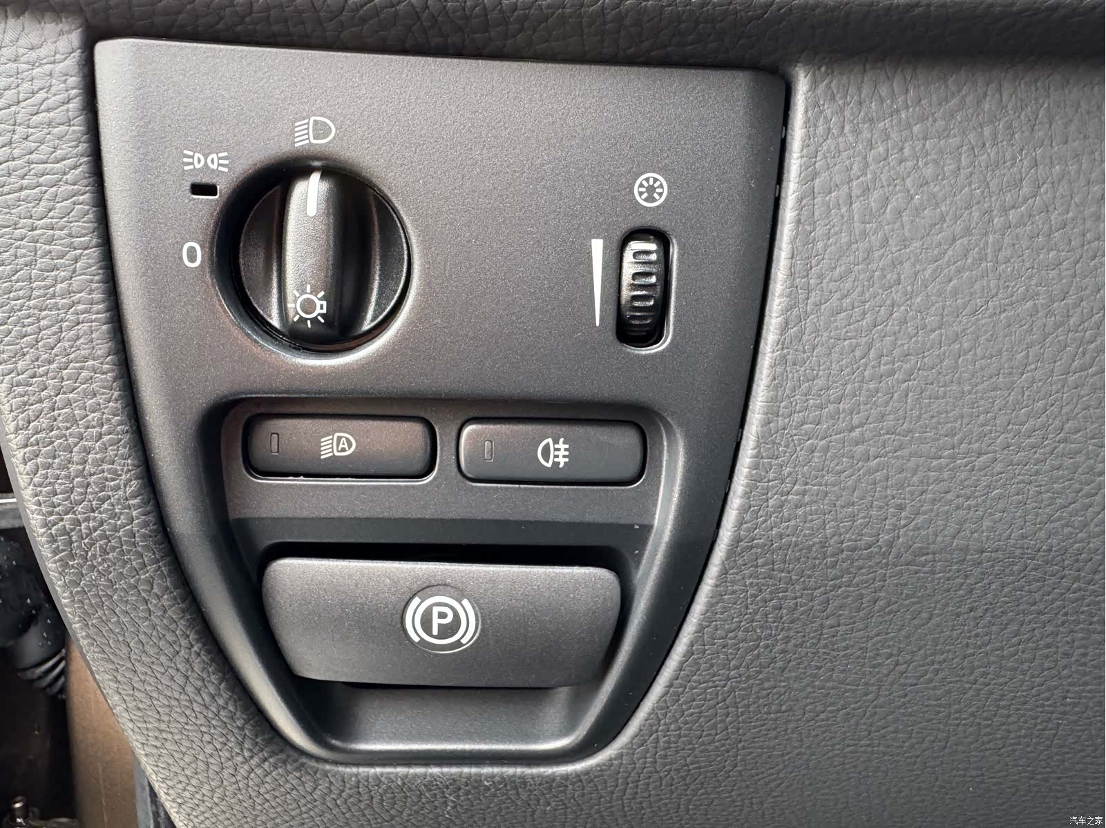 Volvo XC90, 2014 17
