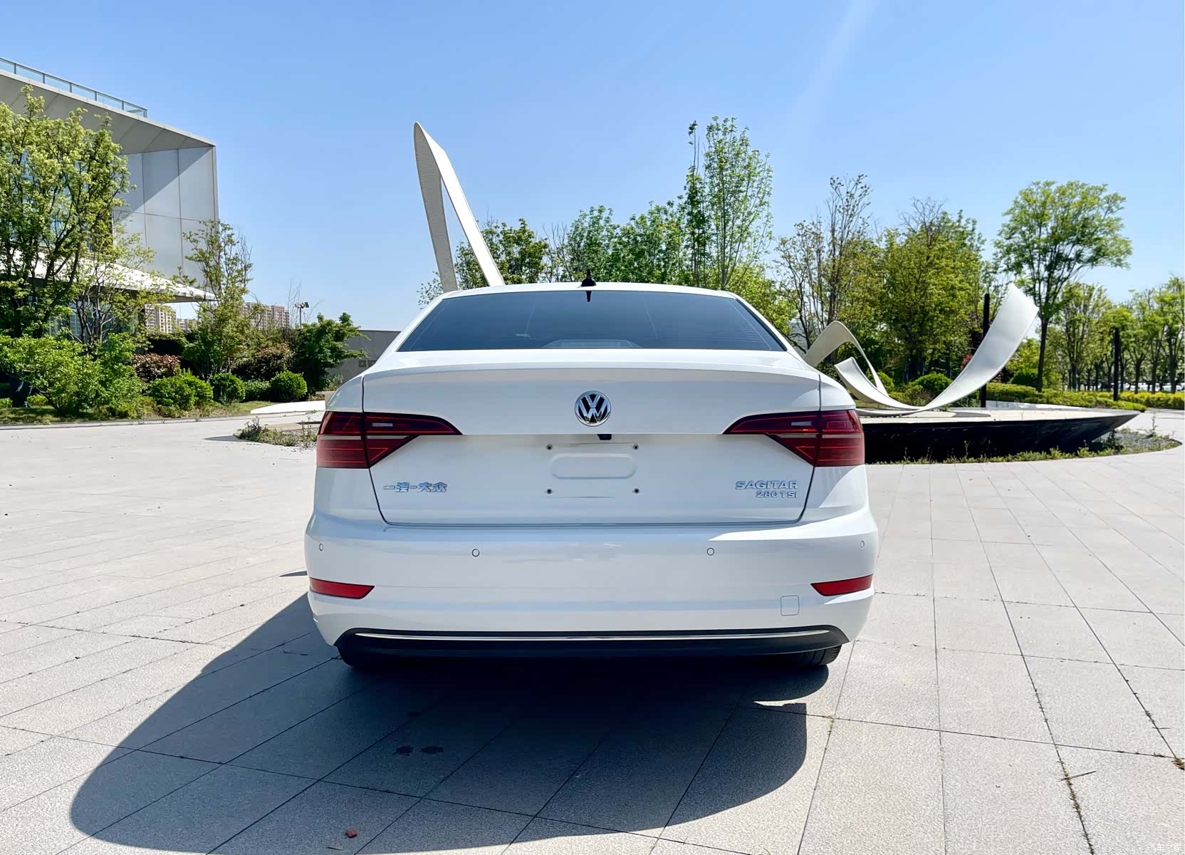Volkswagen Sagitar, 2022 18