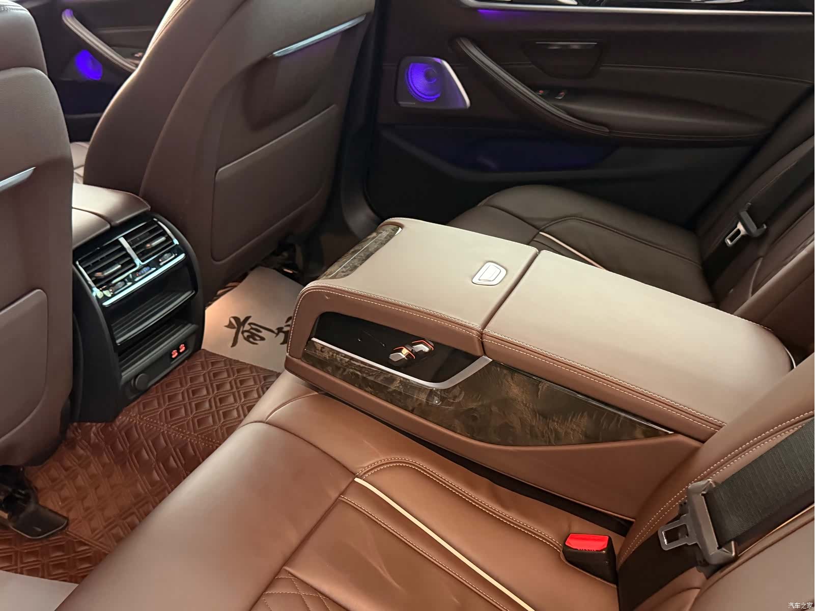 BMW 5 Series, 2019 12