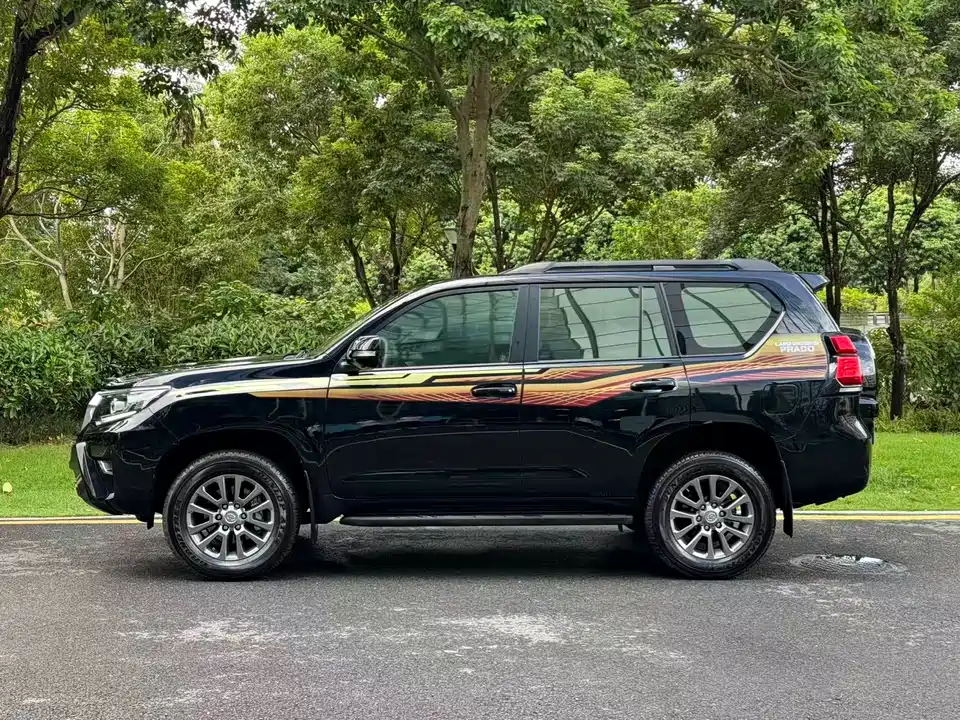 Toyota Prado
