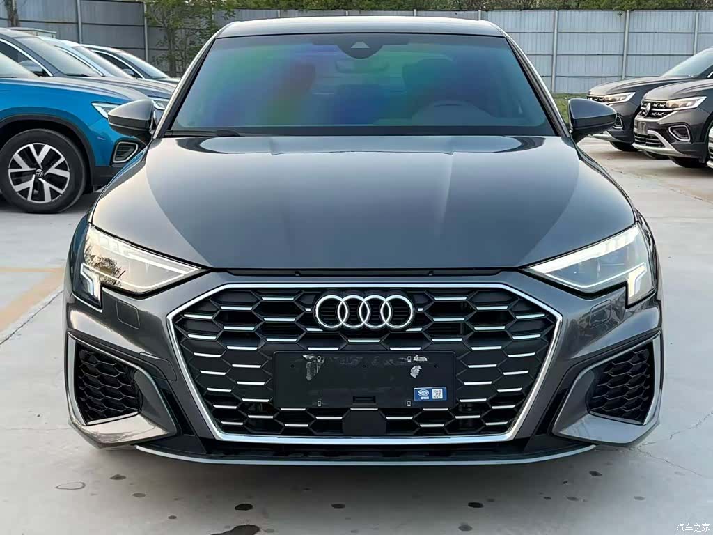 Audi A3, 2023 все фото