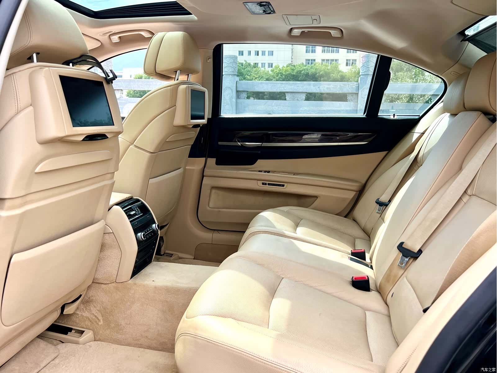BMW 7 Series, 2013 7