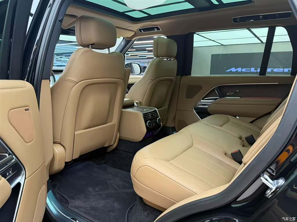 Land Rover Range Rover, 2025 12
