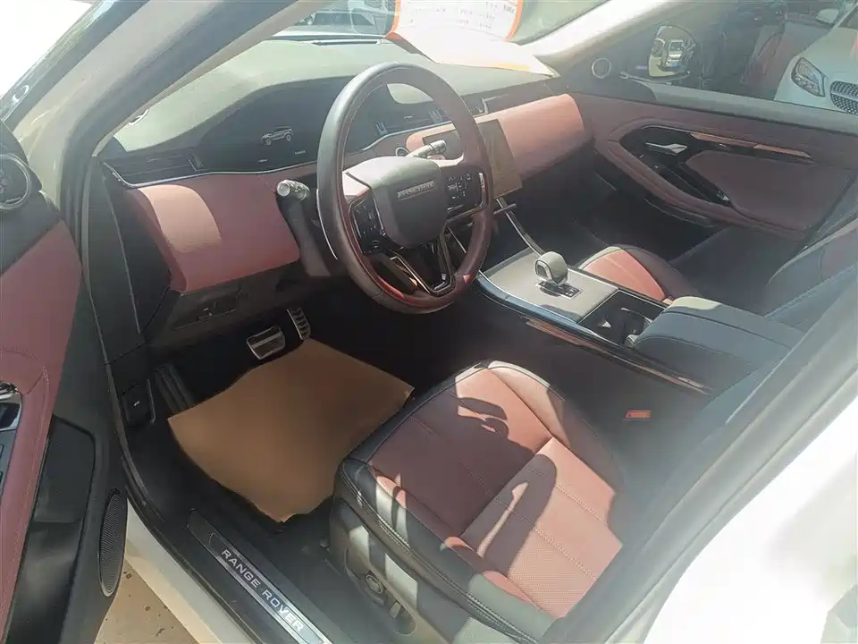 Land Rover Range Rover Aurora
