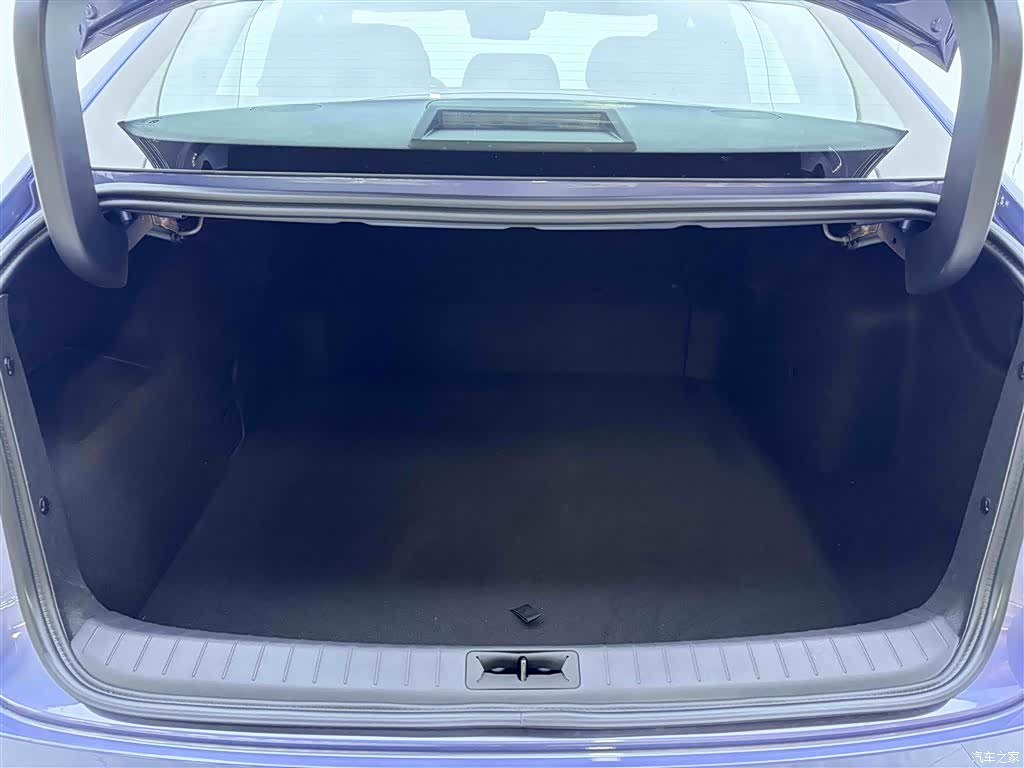 Nissan N6, 2025 13