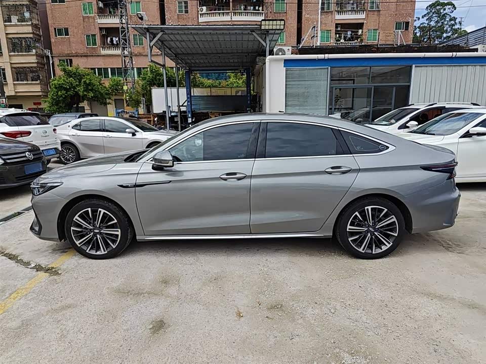 Chery Arrizo 8