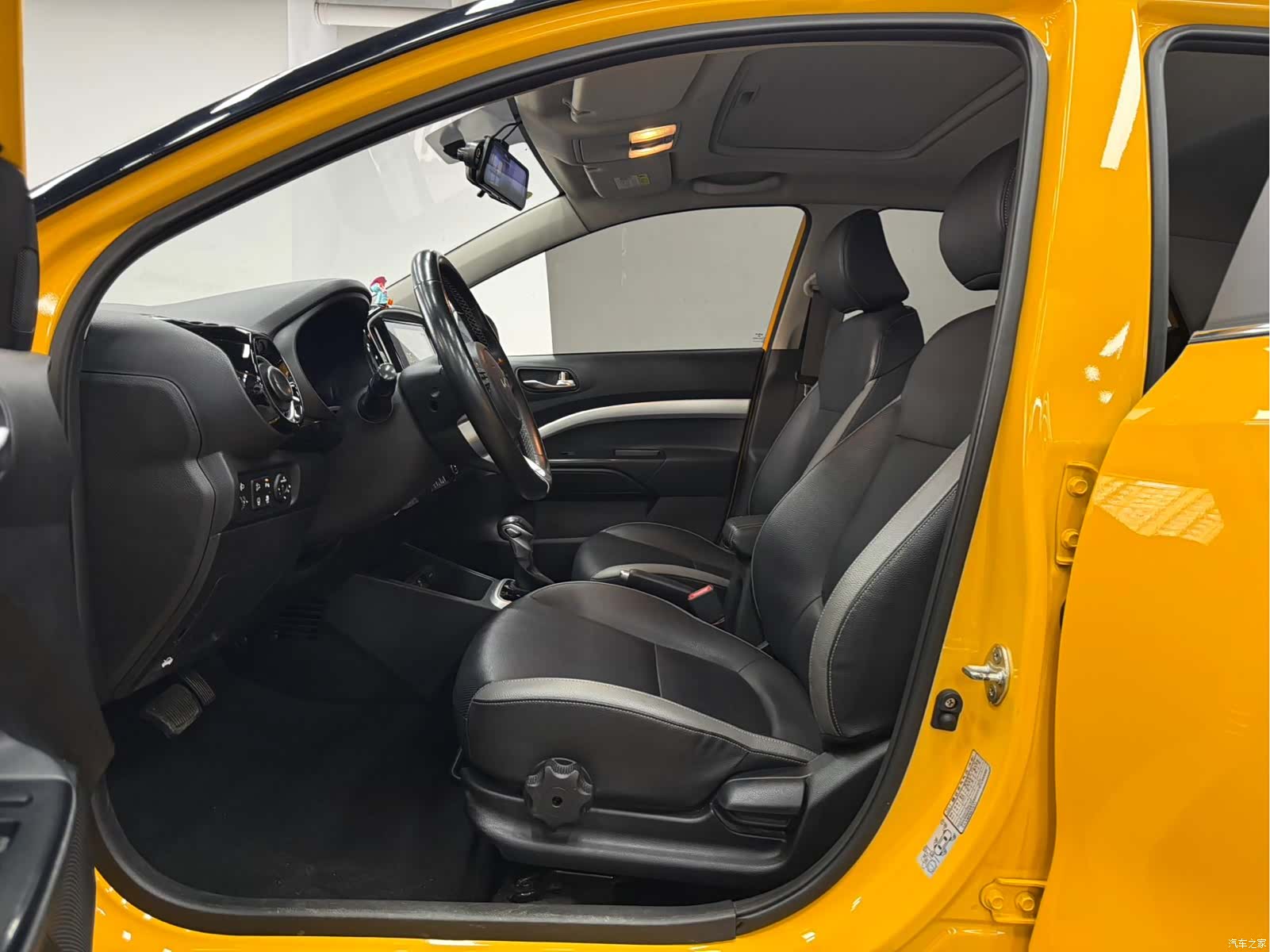 Kia KX1, 2022 8