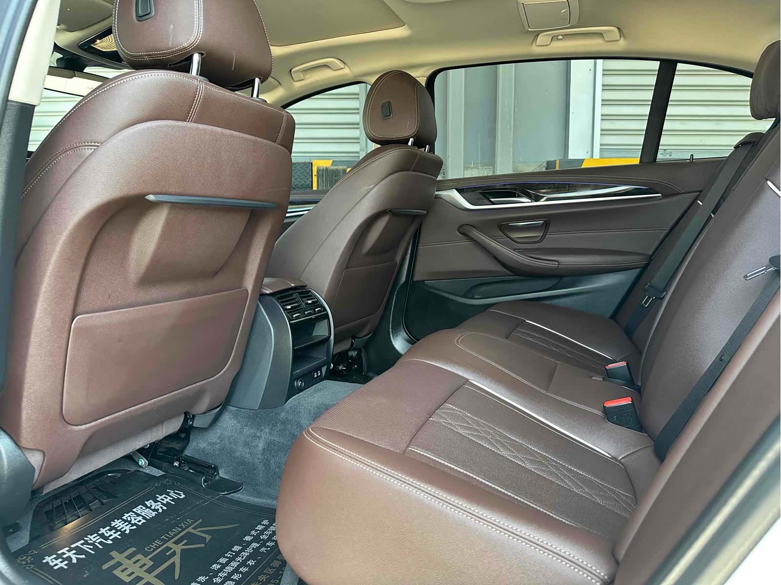 BMW 5 Series, 2022 все фото