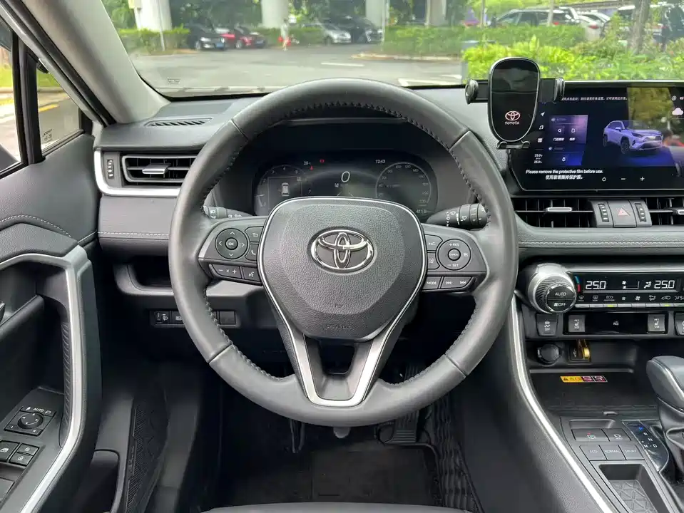 Toyota RAV4 Rongfang
