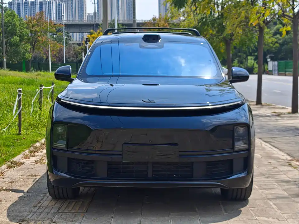 Li Auto Ideal L8