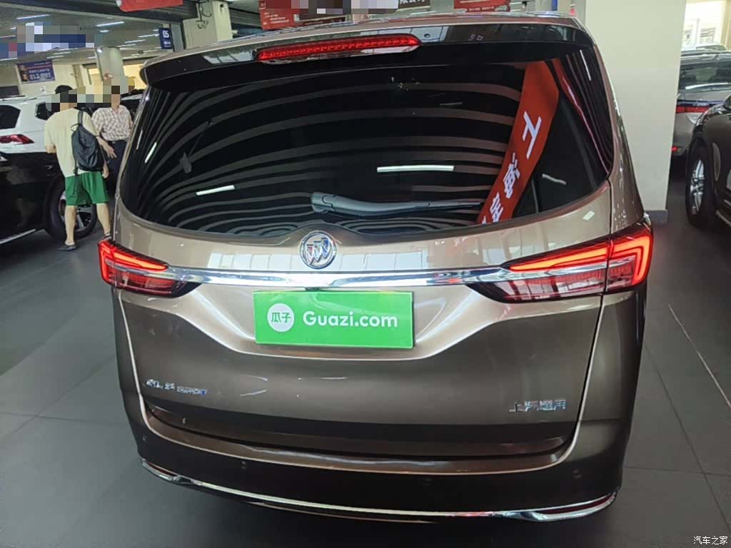 Buick GL8, 2022 6
