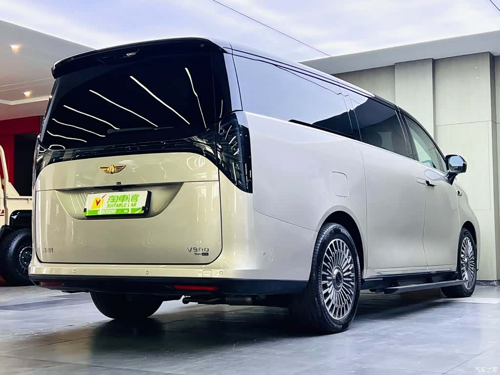 Geely V900, 2026 4