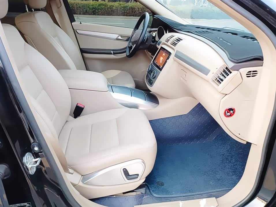 Mercedes-Benz R-class