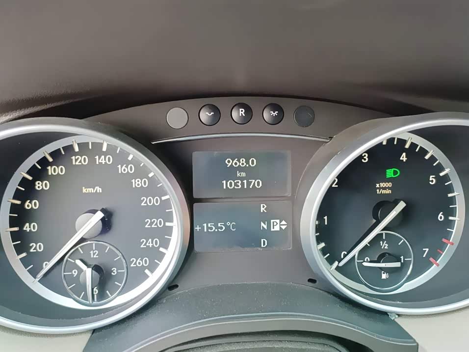 Mercedes-Benz R-class