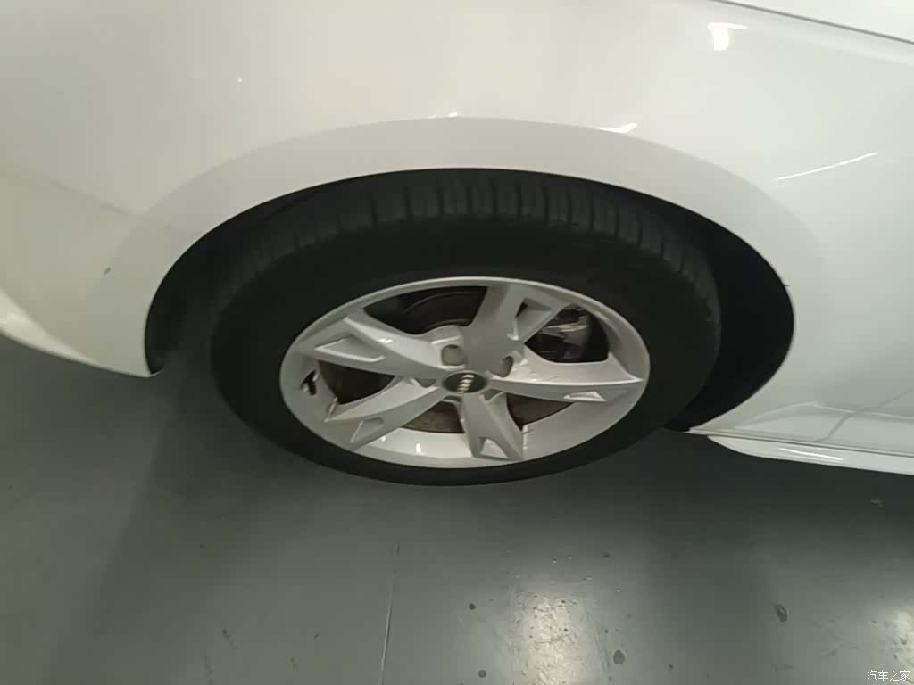 Audi A4L, 2017 25