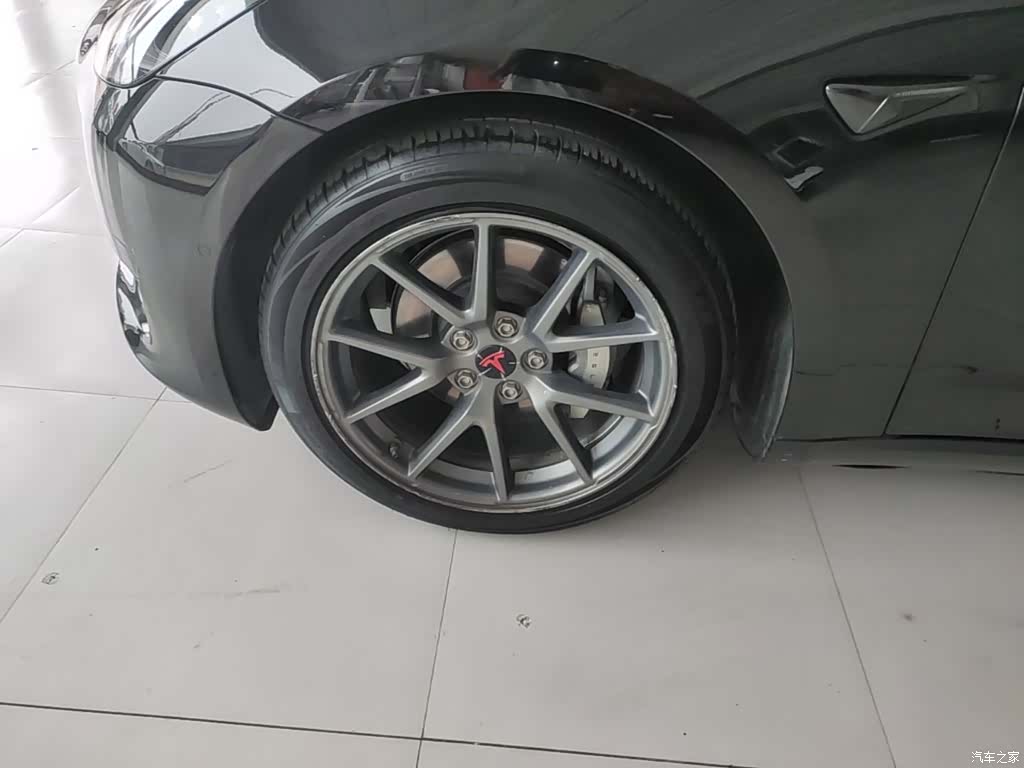 Tesla Model 3, 2022 25