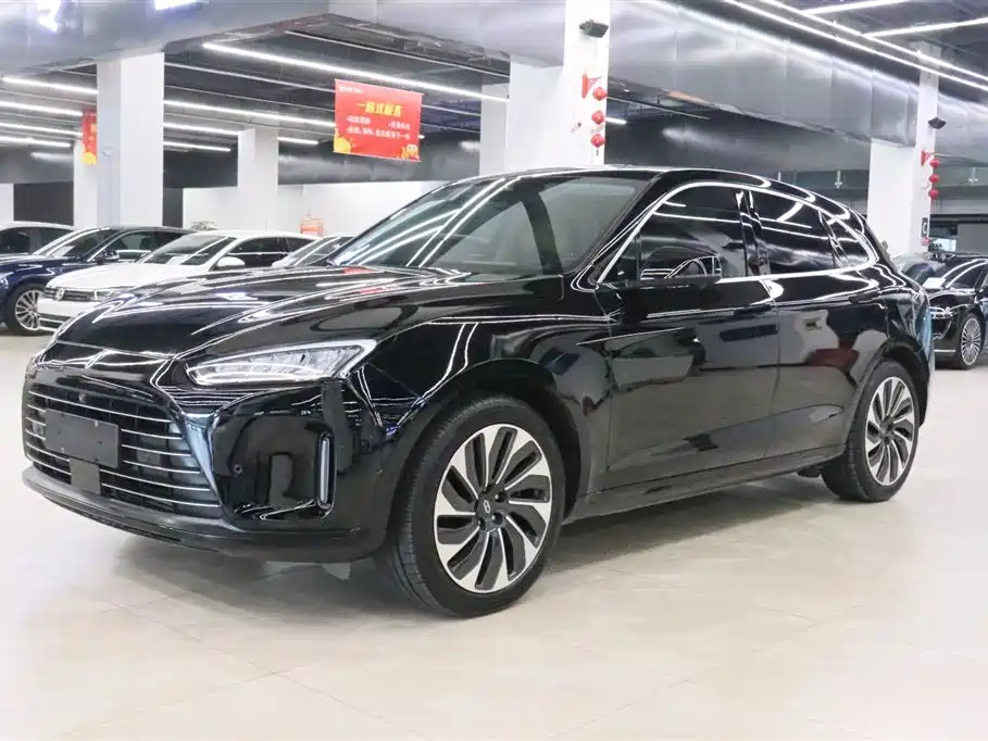 AITO Ask the world M5