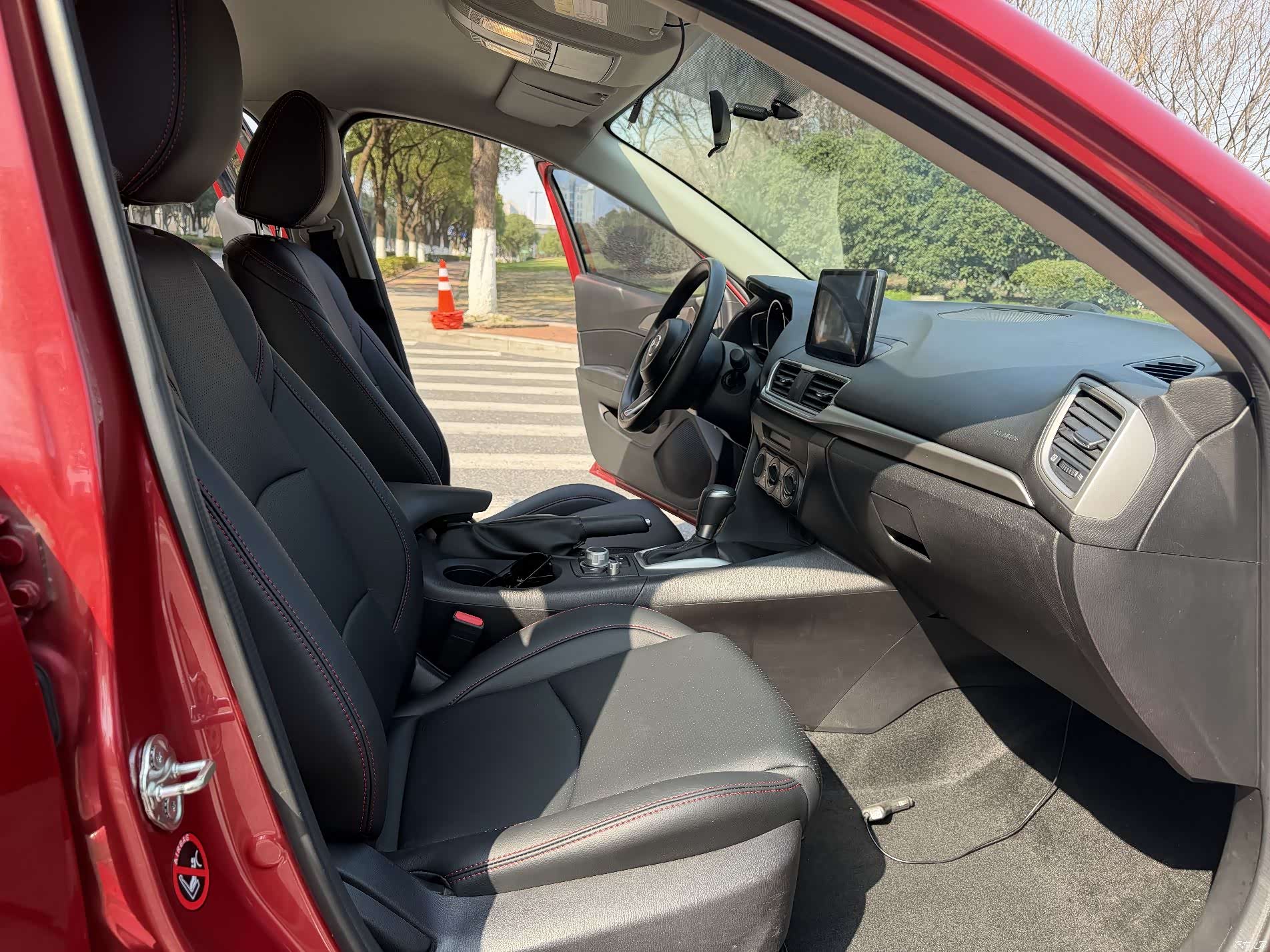 Mazda Mazda3, 2019 10