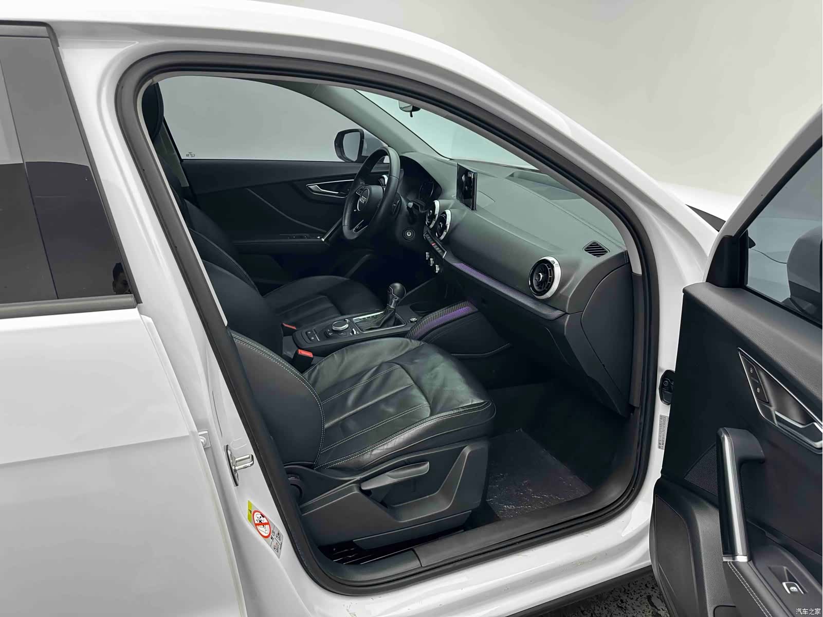 Audi Q2L, 2022 7