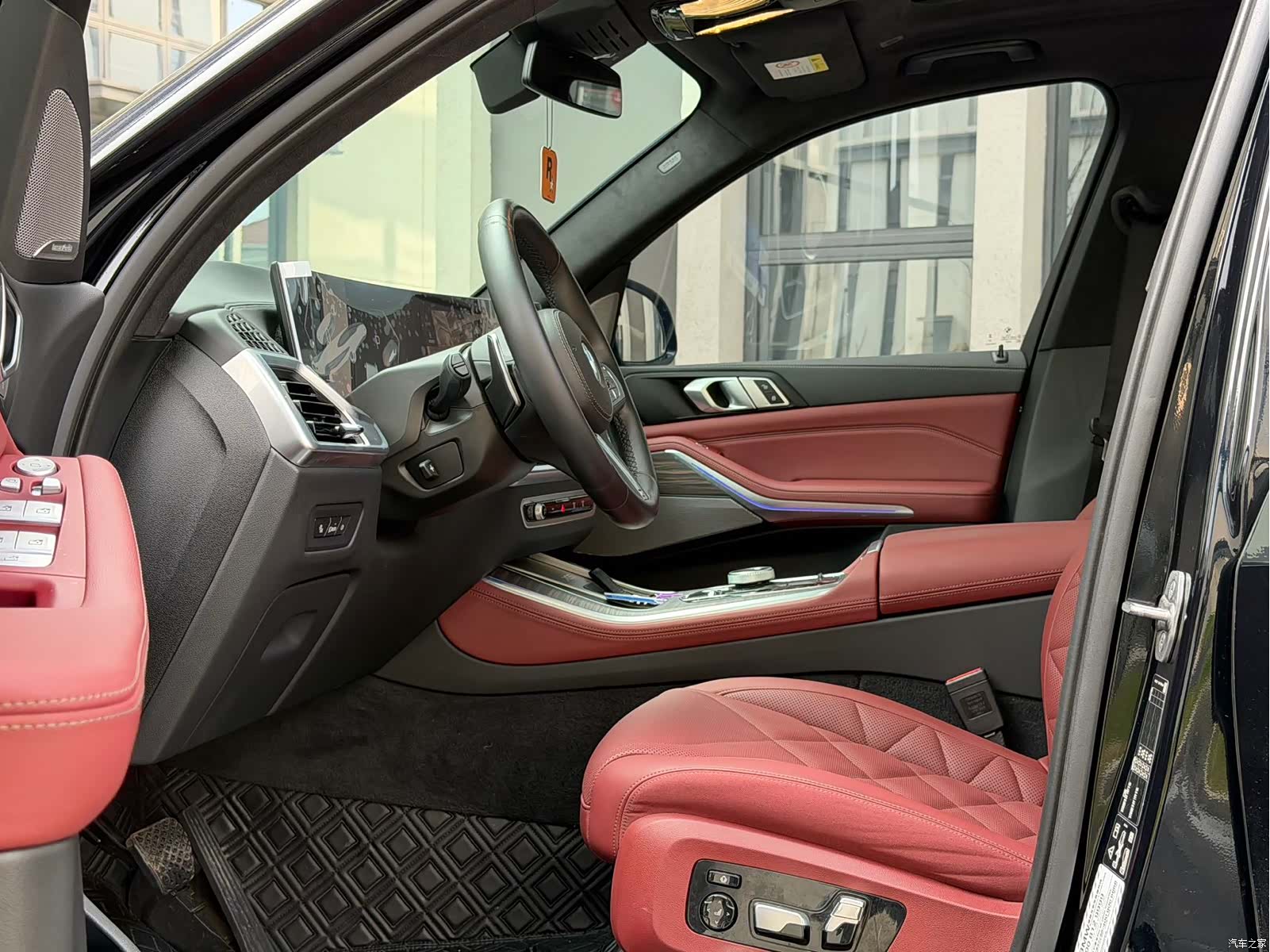 BMW X5, 2024 все фото