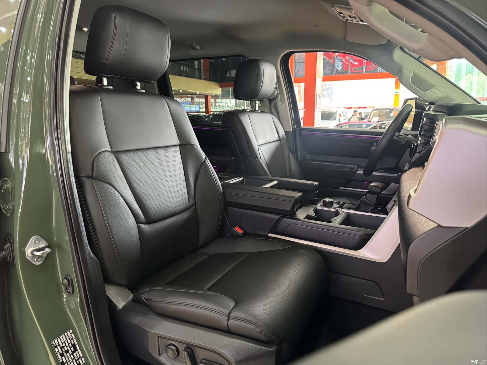 Toyota Tundra, 2023 14