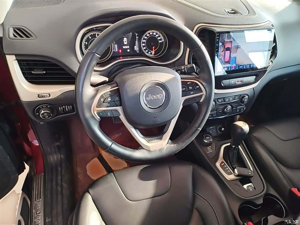 Jeep Cherokee, 2017 11