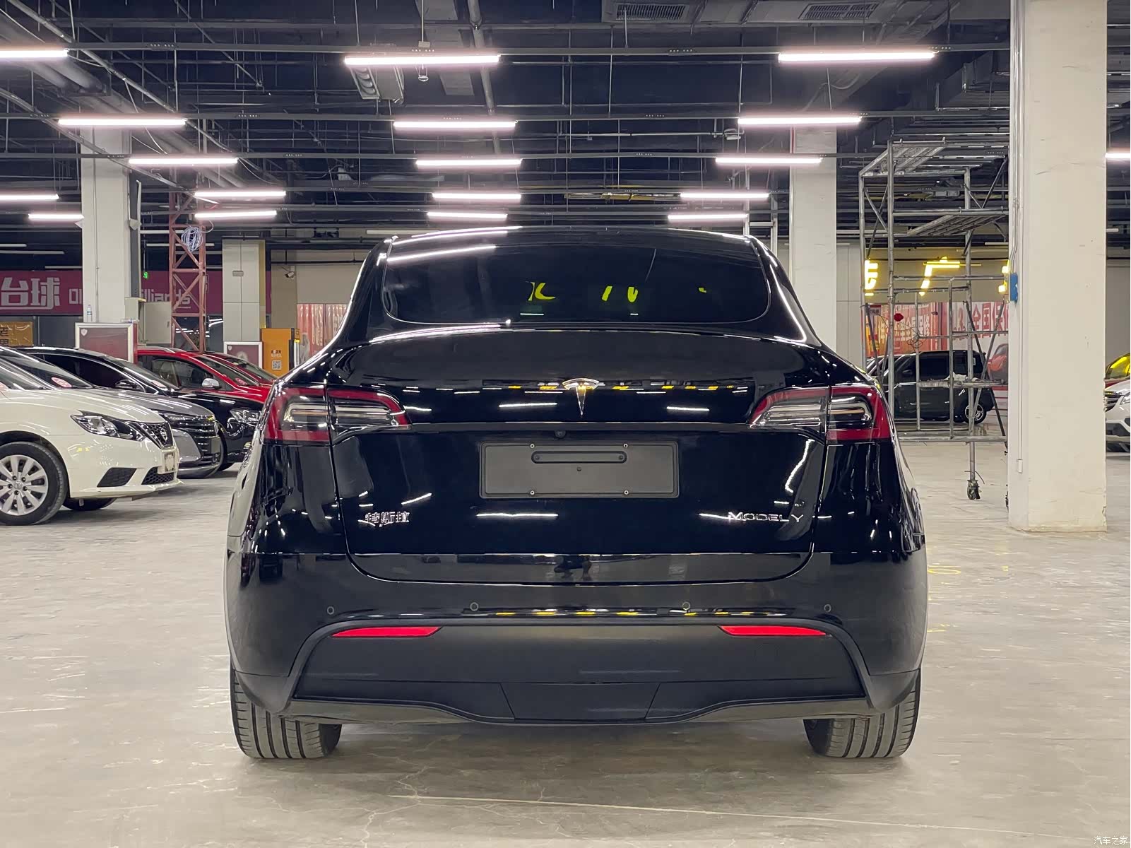 Tesla Model Y, 2024 15