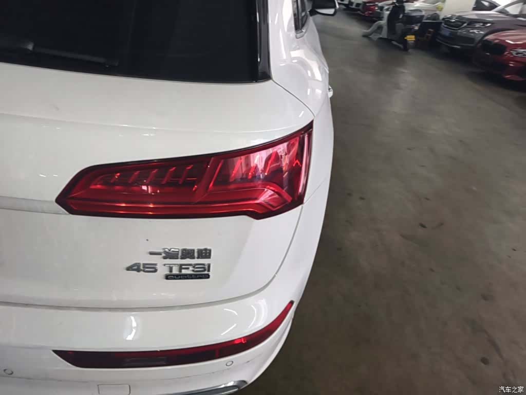 Audi Q5L, 2019 8