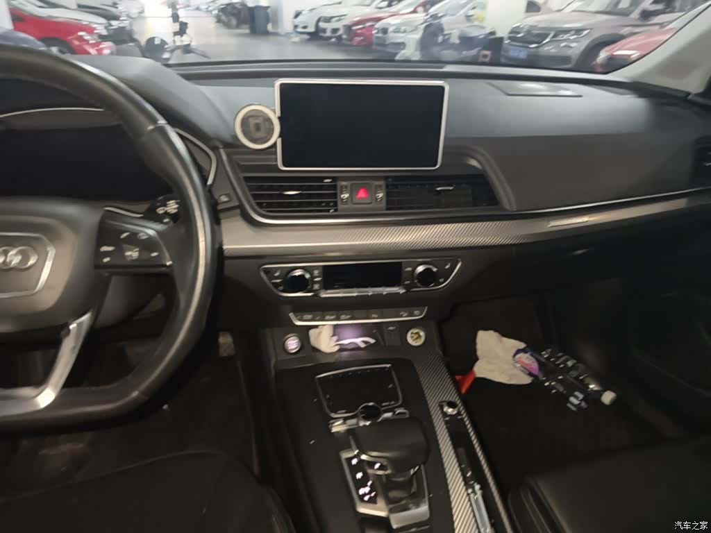Audi Q5L, 2019 13