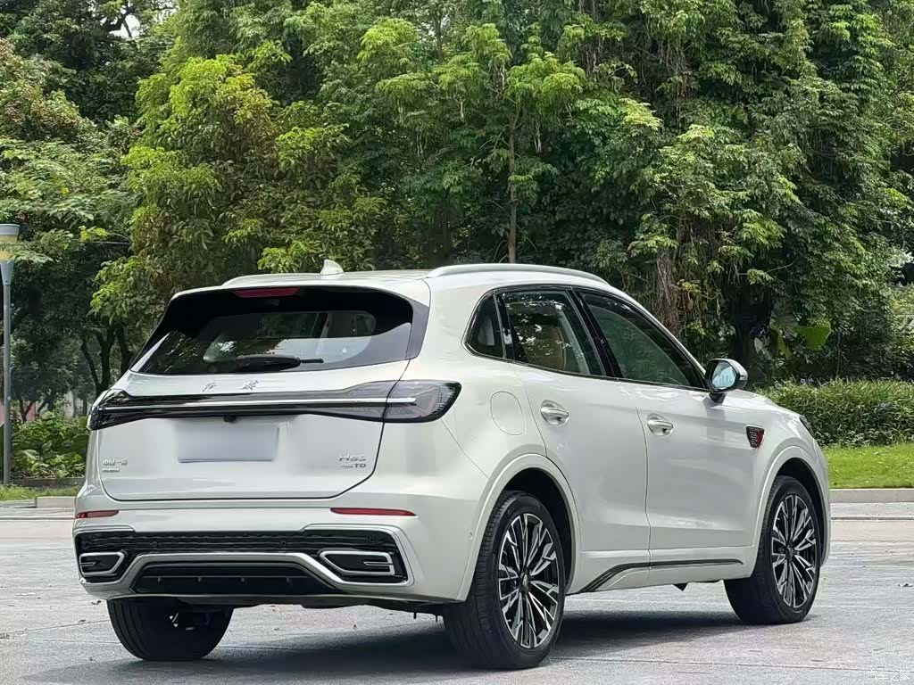 Hongqi HS5, 2023 7