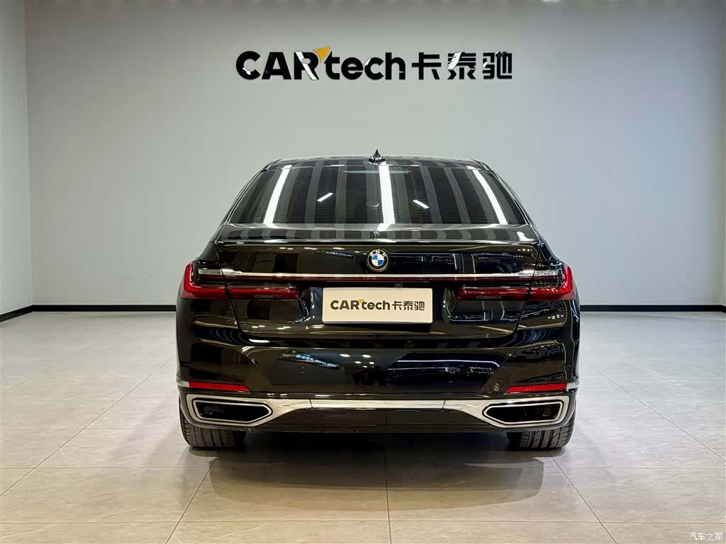BMW 7 Series, 2020 все фото