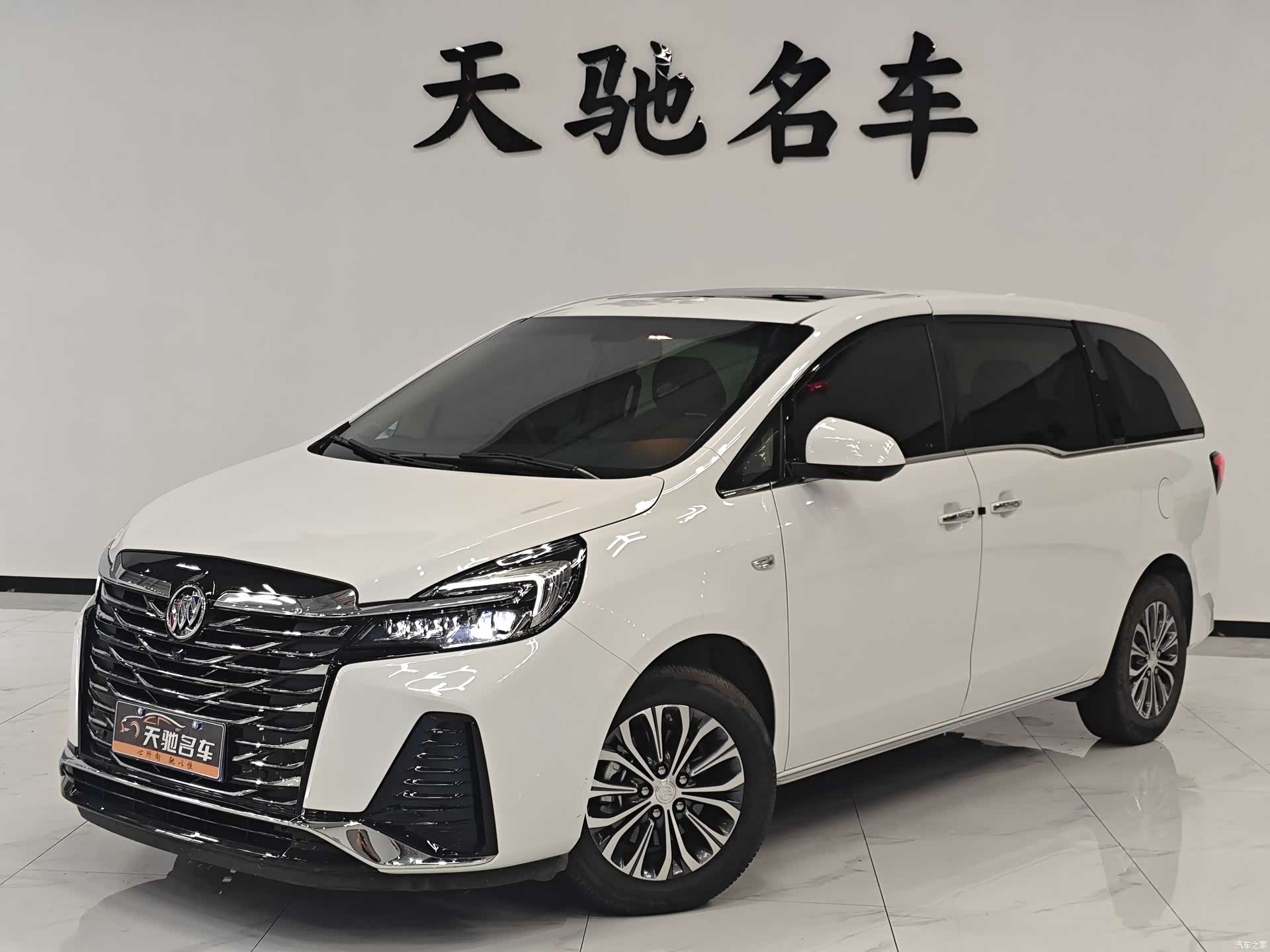 Buick GL8, 2023 1