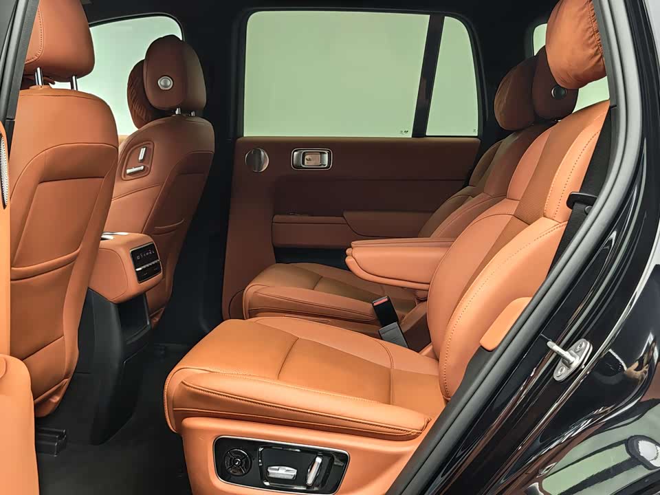 Li Auto Ideal L8