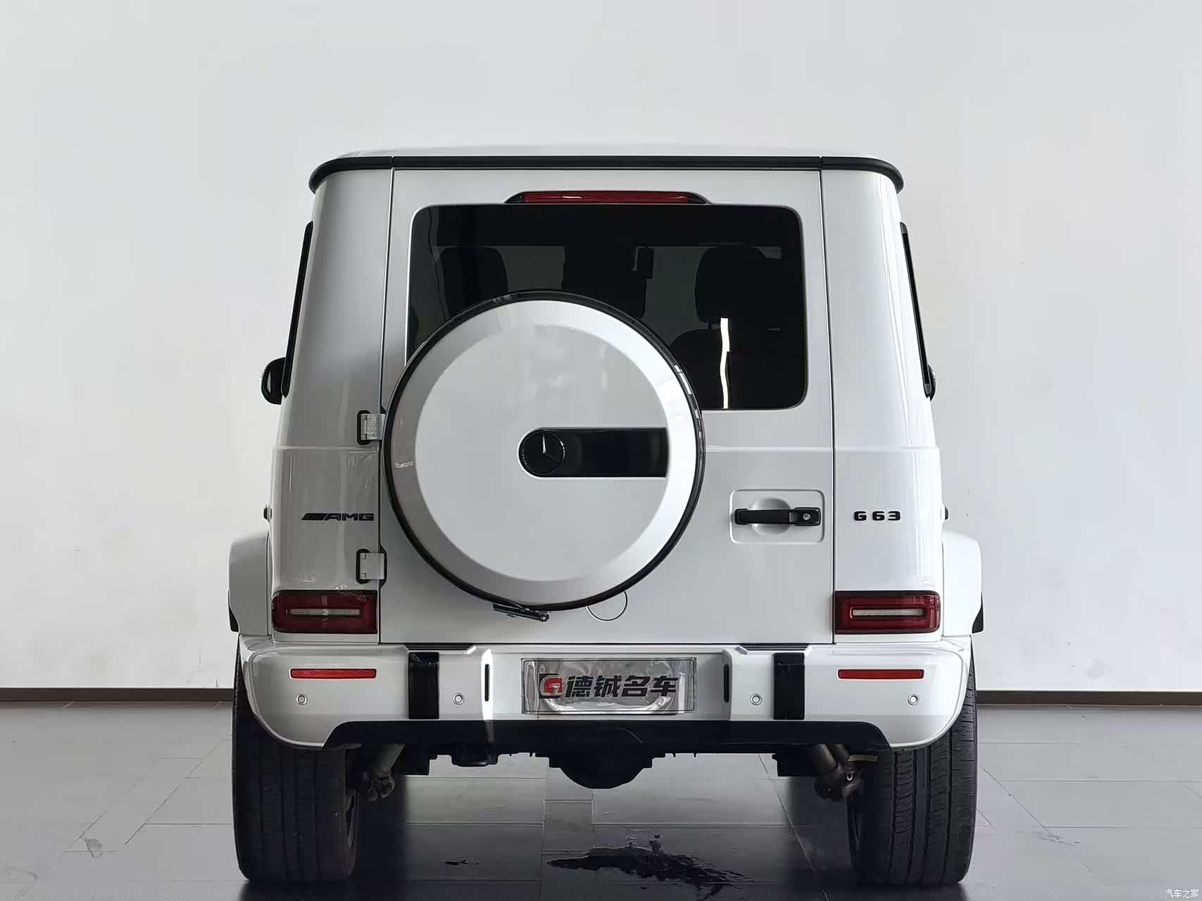 Mercedes-Benz G-Class, 2023 14