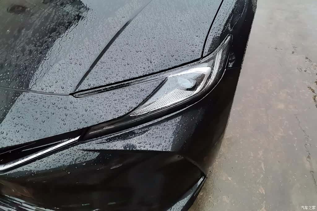 Toyota Camry, 2026 все фото