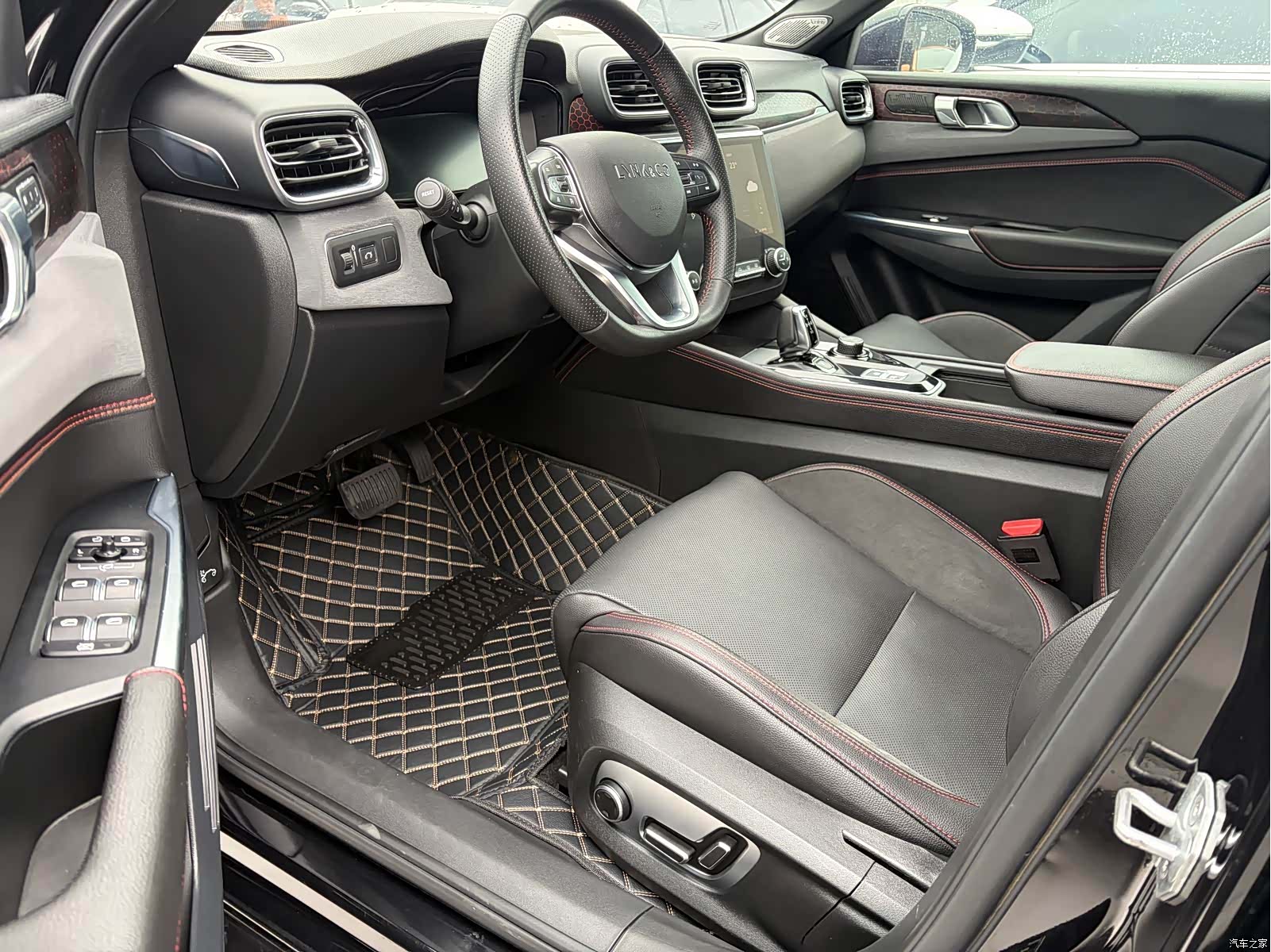 Lynk & Co 01, 2020 7