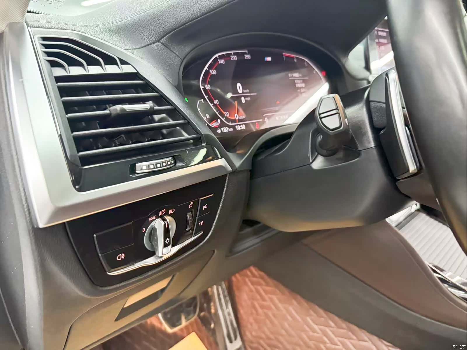 BMW X4, 2021 10