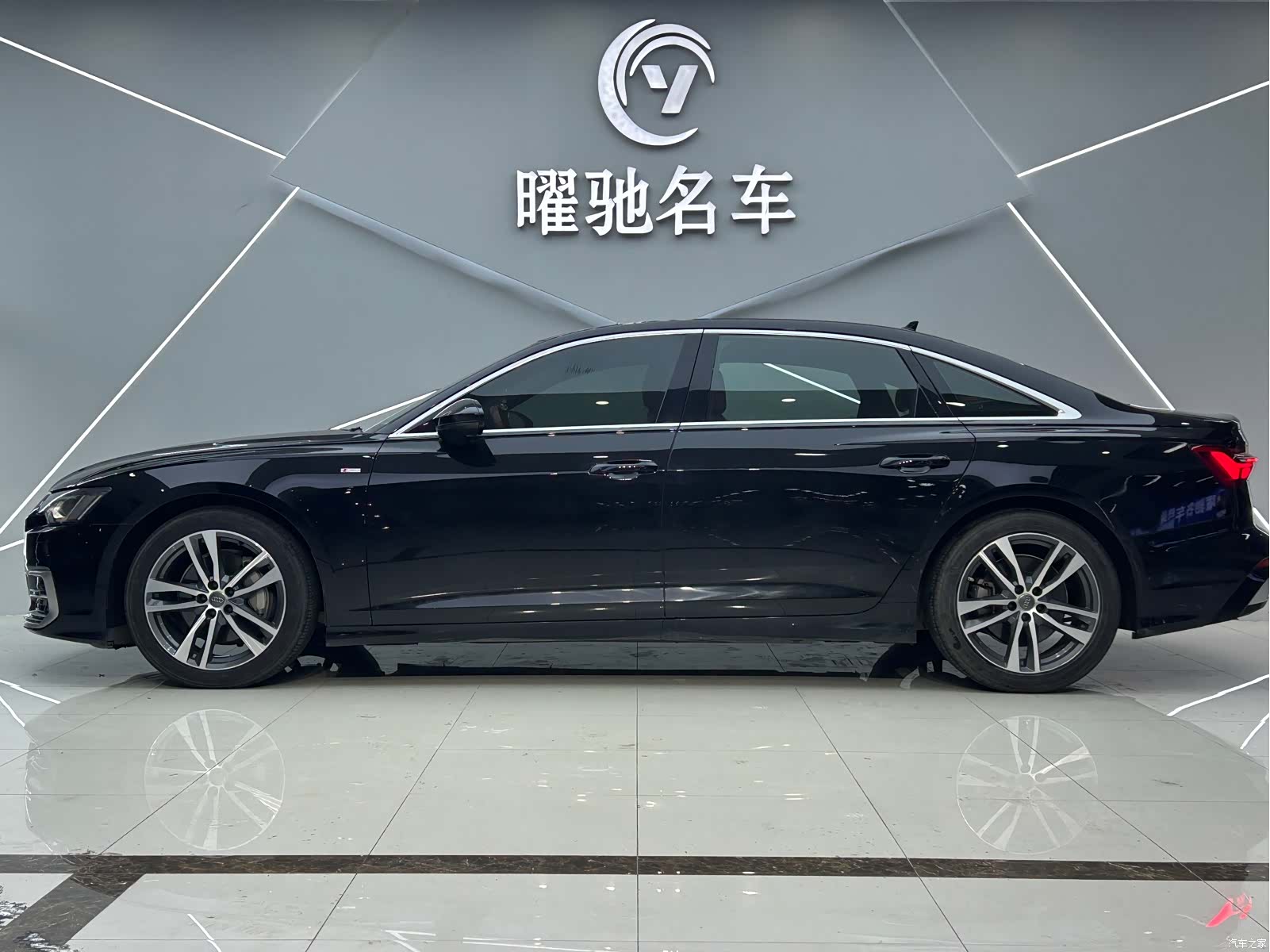 Audi A6L, 2019 3