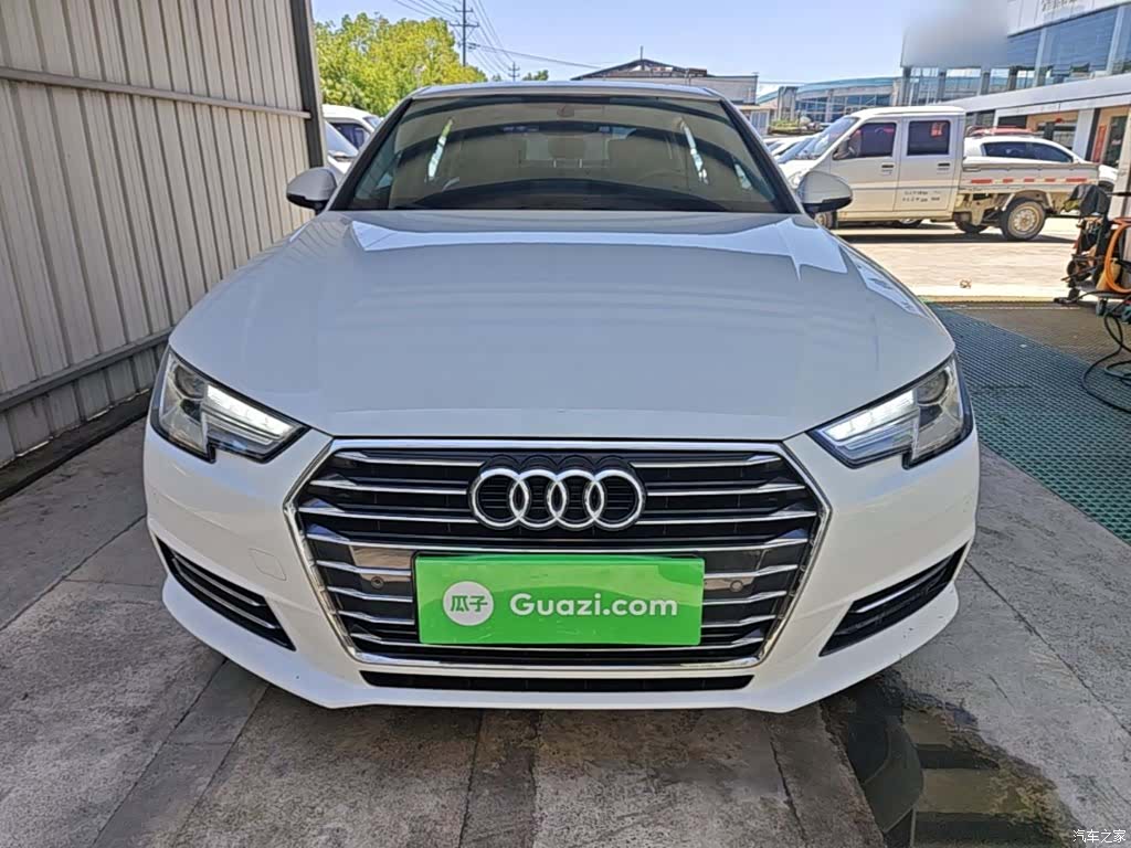 Audi A4L, 2018 3