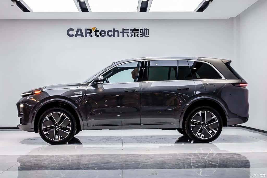 Li Auto L8, 2025 все фото