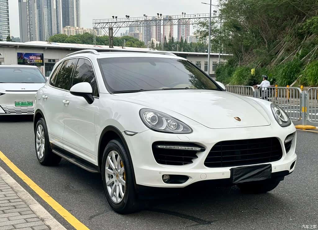 Porsche Cayenne, 2014 3