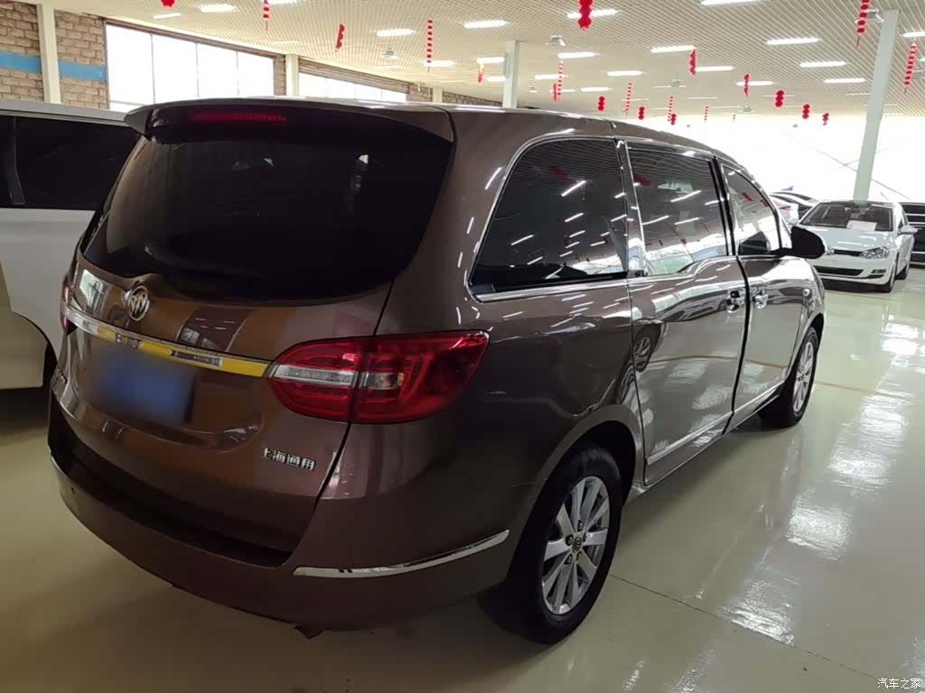 Buick GL8, 2019 7