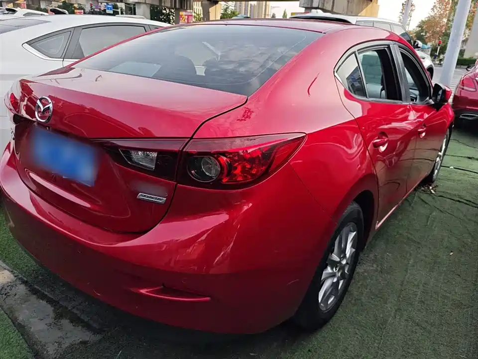 Mazda 3 Angkesaila
