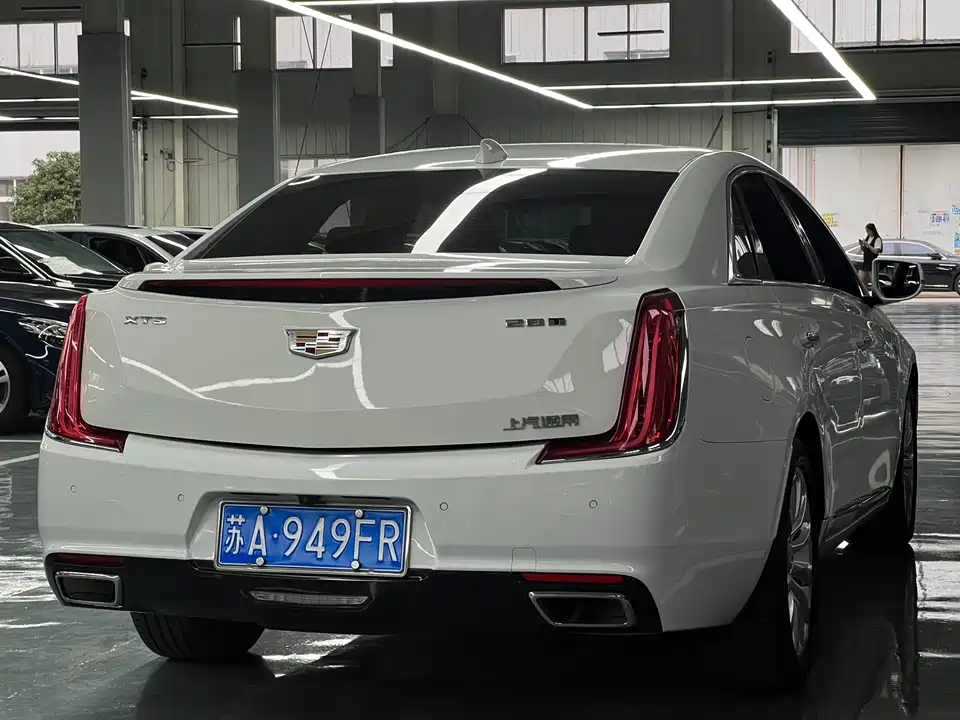Cadillac XTS