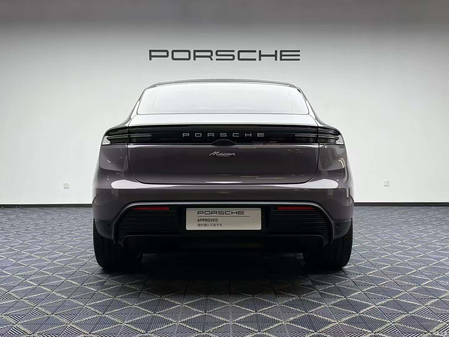Porsche Macan, 2025 12