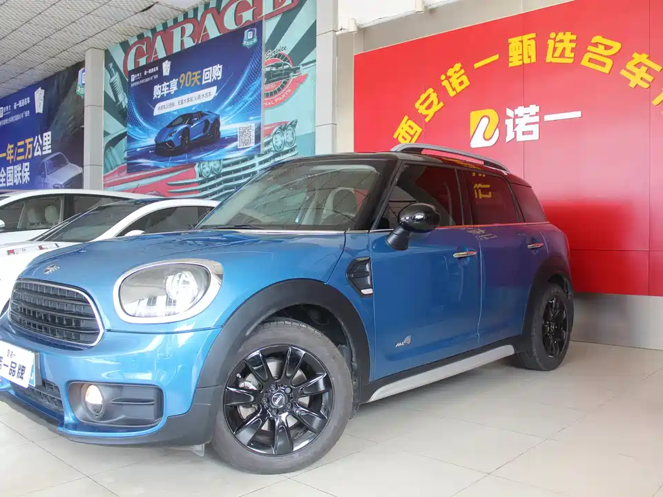 MINI COUNTRYMAN