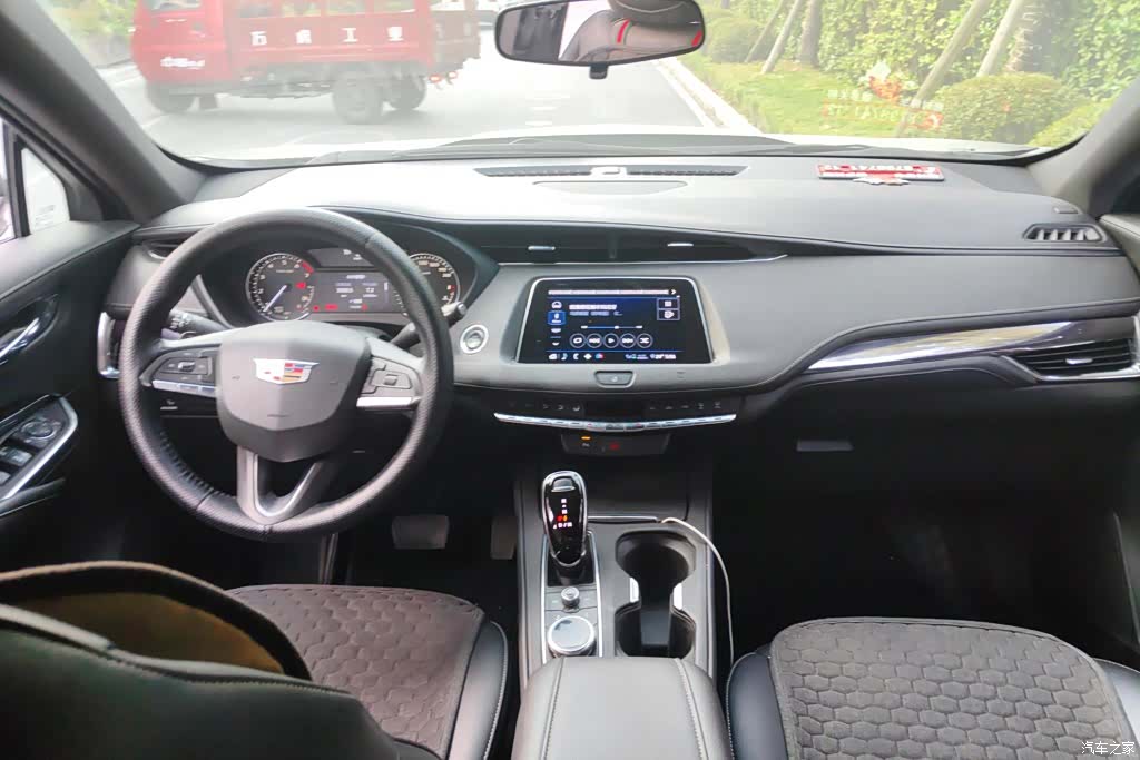 Cadillac XT4, 2020 12