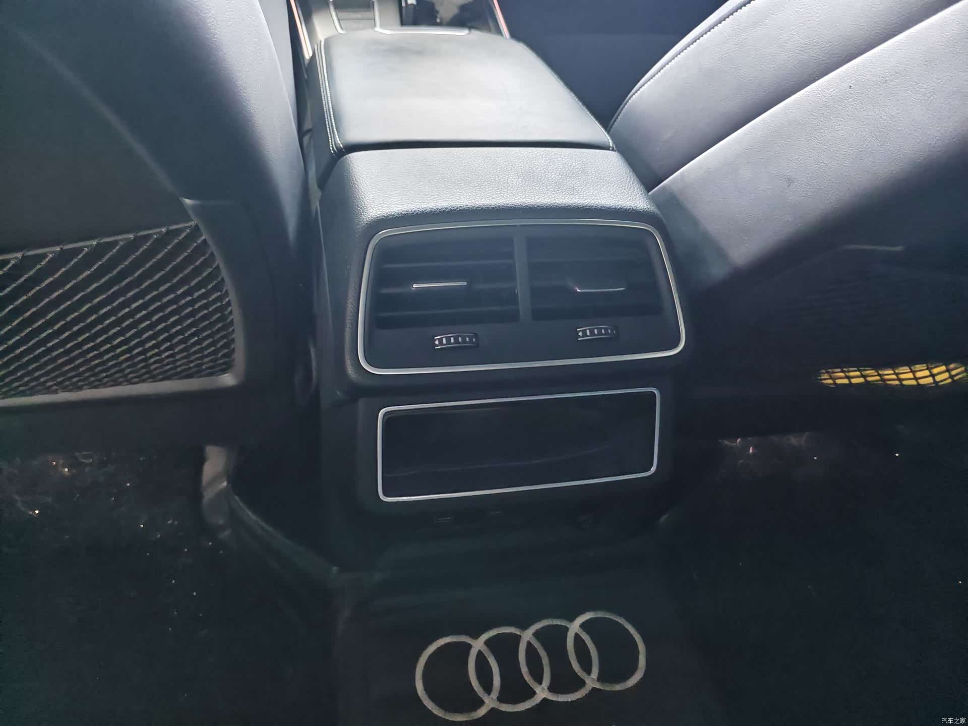 Audi A7L, 2023 11